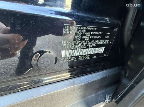 Toyota RAV4 2018 - фото 11