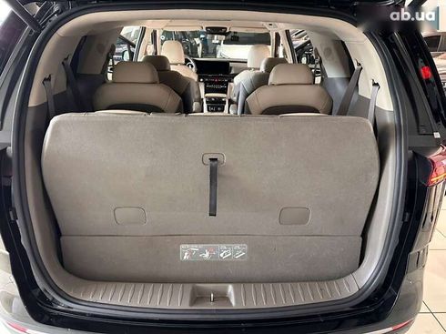 Kia Carnival 2022 - фото 10
