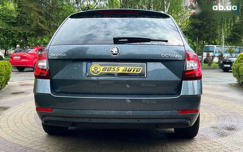 Skoda Octavia 2017 - фото 6
