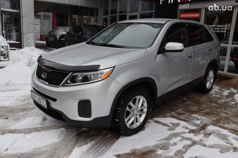 Kia Sorento 2015 - фото 2