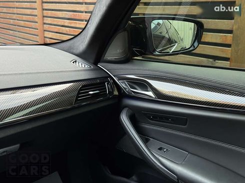 BMW M5 2018 - фото 24