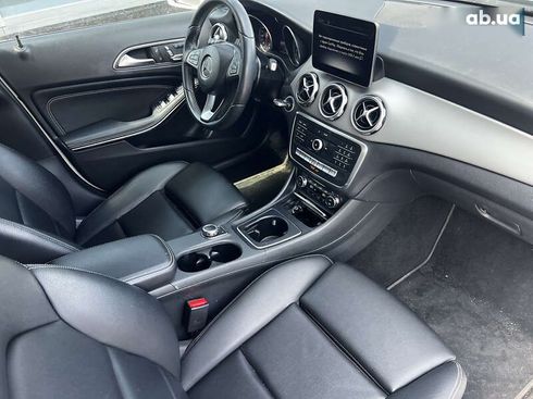 Mercedes-Benz GLA-Класс 2018 - фото 12