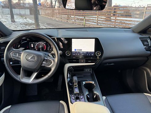 Lexus NX 2023 красный - фото 18