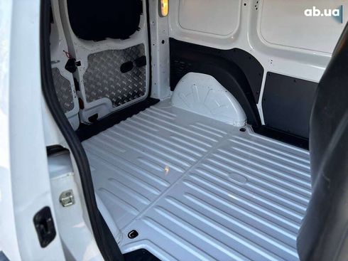 Renault Kangoo 2019 - фото 9