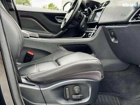 Jaguar F-Pace 2017 - фото 26