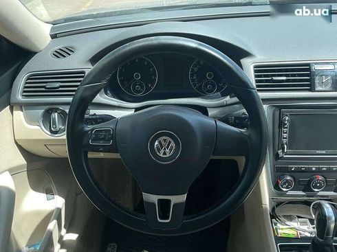 Volkswagen Passat 2013 - фото 11