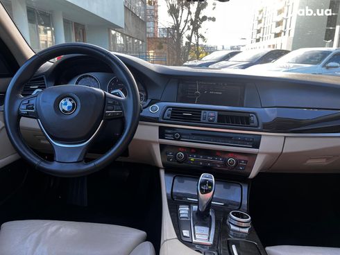 BMW 5 серия 2011 черный - фото 37