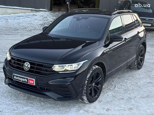 Volkswagen Tiguan 2020 черный - фото 4