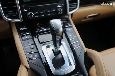 Porsche Cayenne 2017 - фото 21