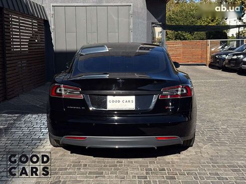 Tesla Model S 2013 - фото 6
