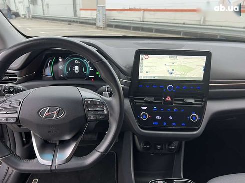 Hyundai Ioniq 2019 - фото 28