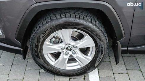 Toyota RAV4 2021 - фото 11
