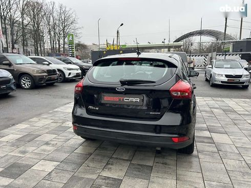 Ford Focus 2017 - фото 12