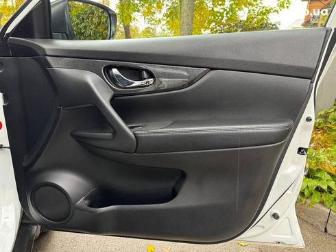 Nissan X-Trail 2016 белый - фото 29