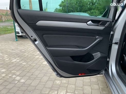 Volkswagen Passat 2020 - фото 28