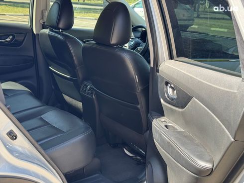 Nissan Rogue 2019 серый - фото 18
