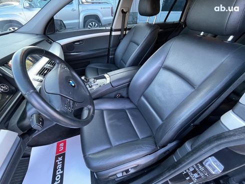 BMW 5 серия 2014 серый - фото 24