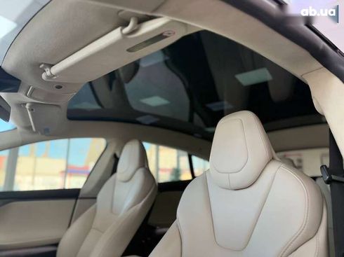 Tesla Model S 2018 - фото 23