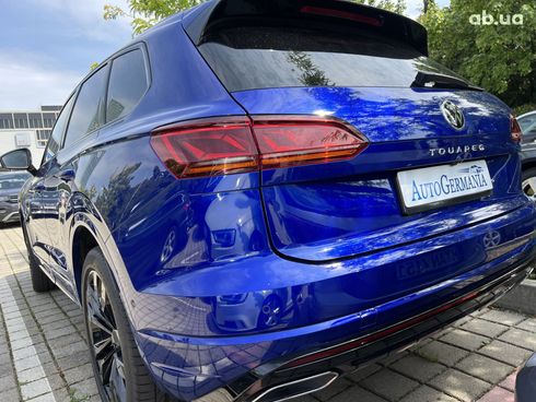 Volkswagen Touareg 2022 - фото 19