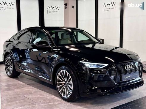Audi E-Tron 2021 - фото 2