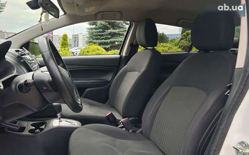 Mitsubishi Attrage 2014 - фото 14