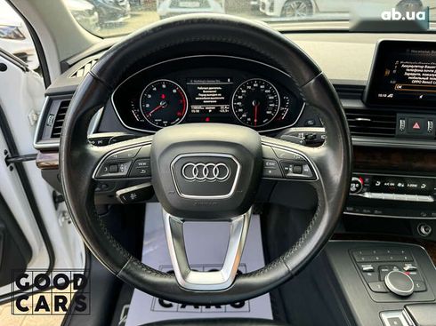 Audi Q5 2017 - фото 14