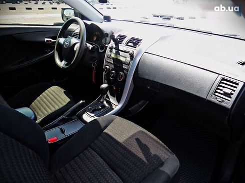 Toyota Corolla 2012 - фото 15