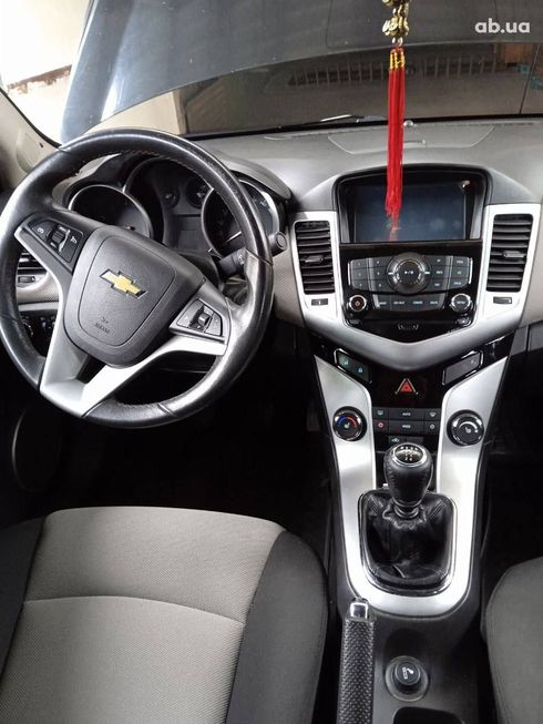 Chevrolet Cruze 2010 черный - фото 12