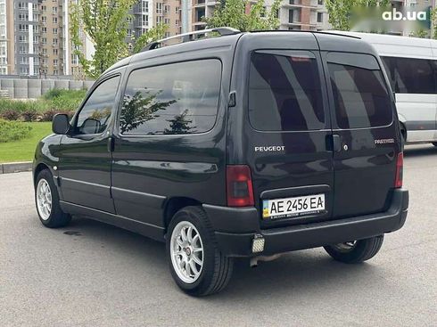 Peugeot Partner 2004 - фото 10