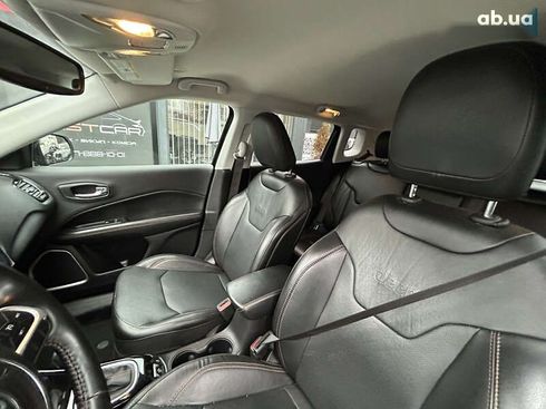 Jeep Compass 2020 - фото 21