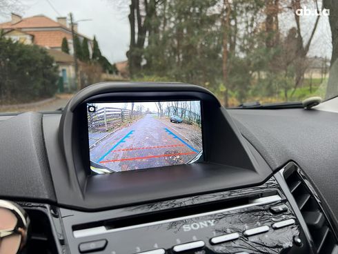 Ford Fiesta 2013 белый - фото 14