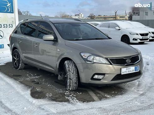 Kia Cee'd 2012 - фото 3