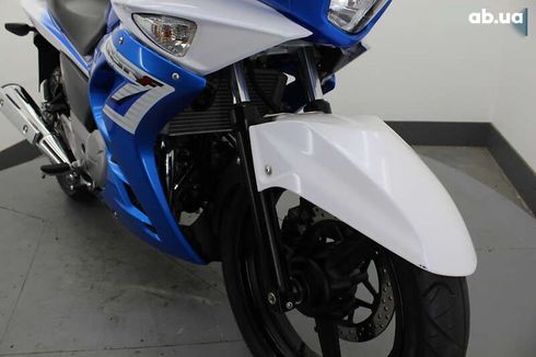 Suzuki GSR 2017 - фото 10