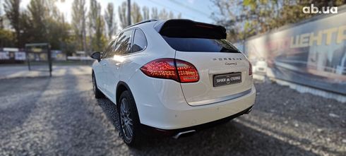 Porsche Cayenne 2013 белый - фото 6