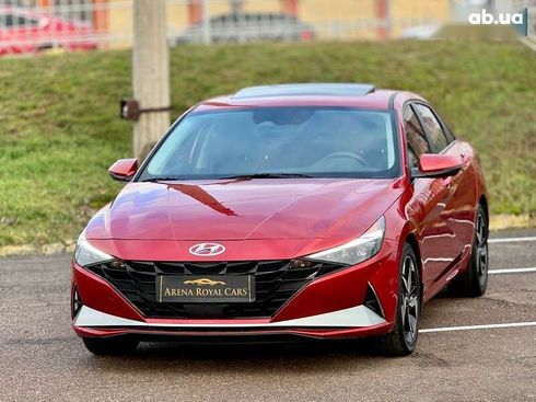 Hyundai Elantra 2022 - фото 10