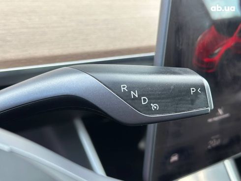 Tesla Model 3 2019 красный - фото 24