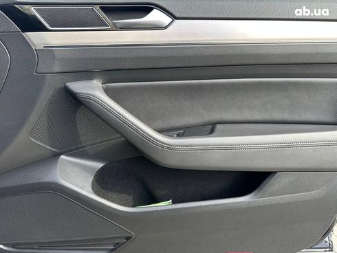 Volkswagen Passat 2017 черный - фото 24