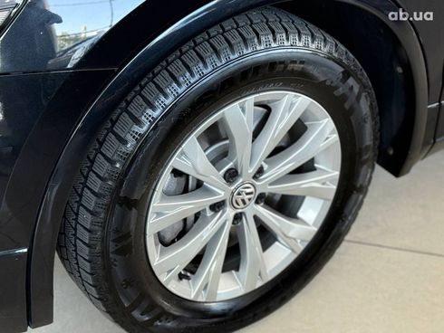 Volkswagen Tiguan 2018 черный - фото 5