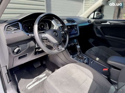 Volkswagen Tiguan 2019 - фото 24