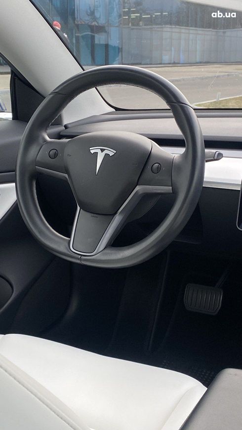 Tesla Model 3 2019 - фото 4