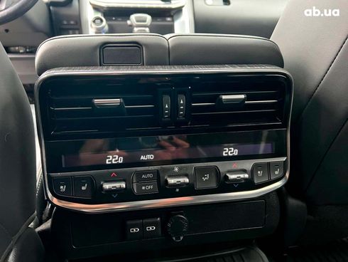 Toyota Land Cruiser 2022 серый - фото 47