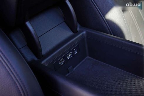 Audi A4 2016 - фото 28