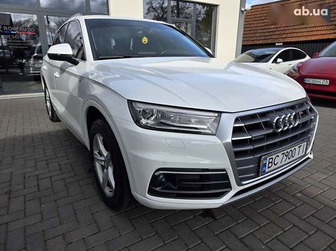 Audi Q5 2017 - фото 13