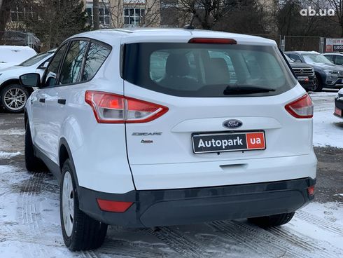 Ford Escape 2015 белый - фото 9