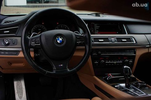 BMW 7 серия 2015 - фото 19