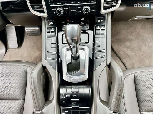 Porsche Cayenne 2015 - фото 27