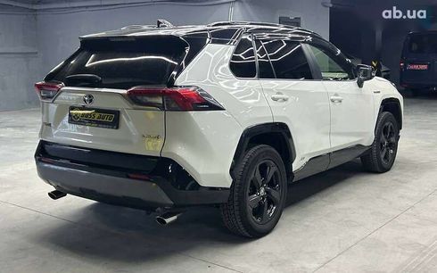 Toyota RAV4 2020 - фото 6