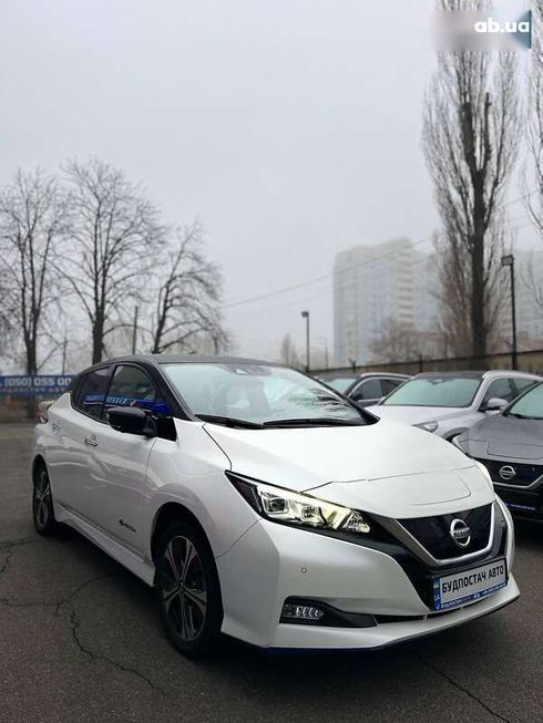 Nissan Leaf 2019 - фото 5