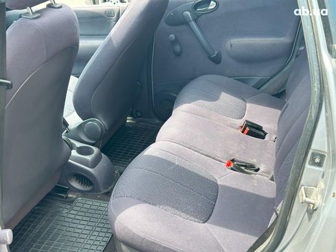 Mercedes-Benz A-Класс 2000 серый - фото 10