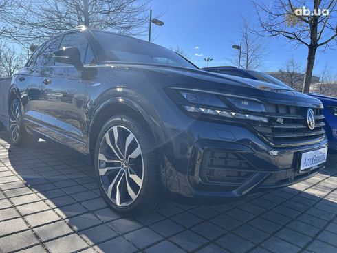 Volkswagen Touareg 2023 - фото 10